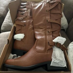 ZBY Women's Brown and Tan Boots